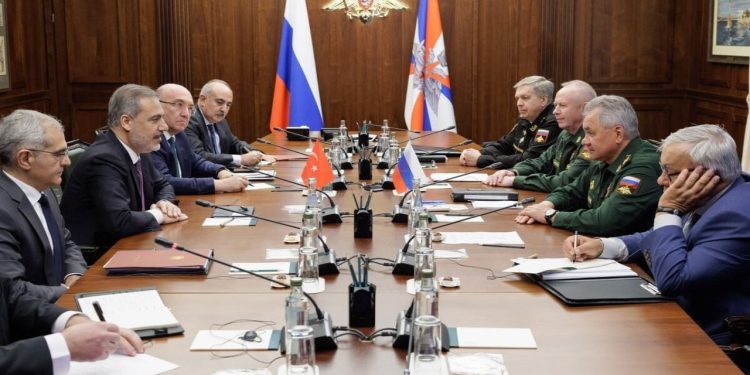 Şoygu-Fidan görüşmesi sonlandı: 'Vaatler yerine getirilirse tahıl anlaşması uzatılır'