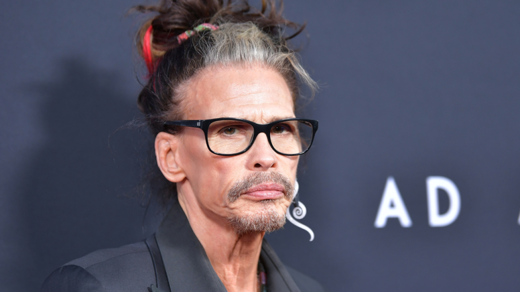 Steven Tyler'ın ses tellerinde hasar oluştu: 'Birkaç buluşmayı ertelememiz gerek'