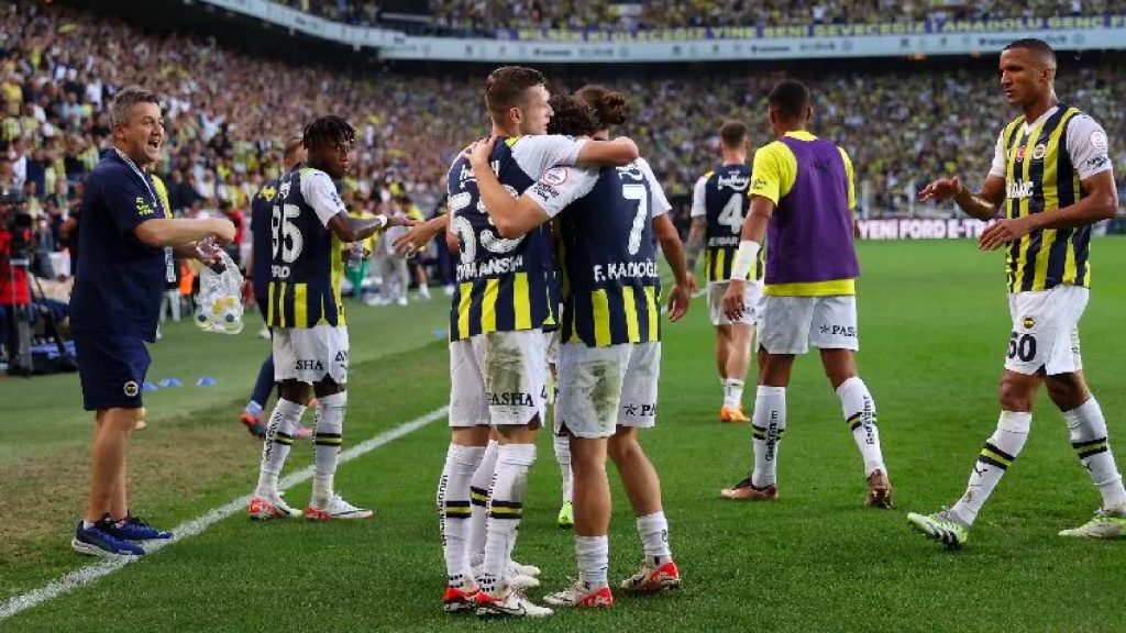 Süper Lig’in 5. haftasında lider Fenerbahçe oldu 