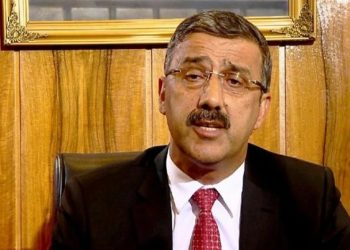 Tartışmalara yol açmıştı: '73 bin lira yetmiyor' diyen AKP'li vekilin 63 bin liralık ikinci maaşı ortaya çıktı!