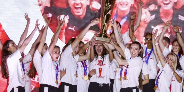 Türkiye, kadın voleybolunda nasıl zirveye çıktı?