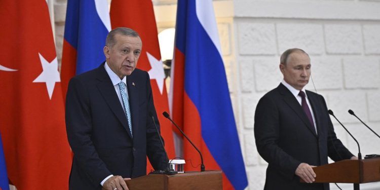 Ukrayna'dan Erdoğan'a yanıt: 'Var olmayan seçenekleri tartışmayı bırakalım'