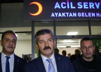 Uşak'ta gıda zehirlenmesi: 65 öğrenci hastaneye başvurdu