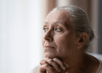 Uzman isim tek tek sıraladı: Alzheimer riskini azaltmak için 7 yol!