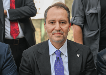 Yeniden Refah kendi yolunda: "Yerel seçimlerde adaylarımızı çıkaracağız"