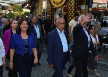 Yeşil Sol Parti'den esnaf ziyareti