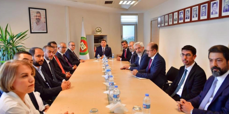 Yılmaz Tunç’a, Tahir Elçi’nin dosyası soruldu