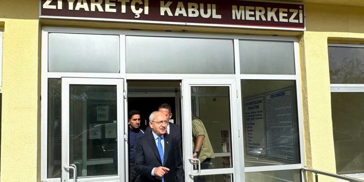 Kılıçdaroğlu, “Can Atalay’ın ve diğer Gezi tutuklularının bir an önce çıkması lazım”