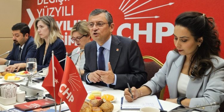 CHP Genel Başkan adayı Özel: “6 Kasım sabahı hedefimiz yerel seçimler”