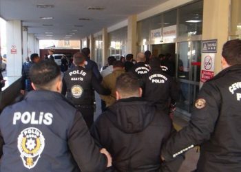 11 ilde eş zamanlı operasyon: 75 gözaltı