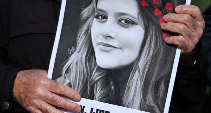 2023 Sakharov Ödülü’nü, Jina Mahsa Amini ve İranlı kadın protesto hareketi kazandı