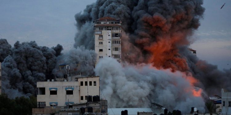 25. GÜN | İsrail uçakları Türkiye-Filistin Dostluk Hastanesi’ni bombaladı