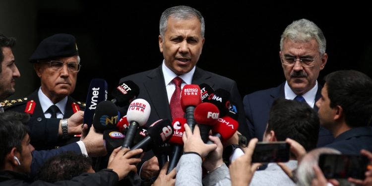 Türkiye genelinde PKK’ya yönelik operasyon: “466 terör operasyonu yürütülüyor”