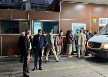 Komplo protestosunda gözaltına alınan 104 kişi serbest