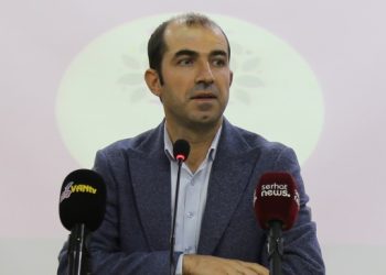 Bayındır: İktidar ömrünü savaşla uzatıyor