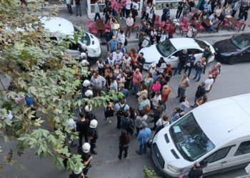 HDP İl Eşbaşkanların gözaltına alınması protesto edildi
