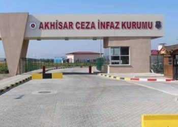 10 kişilik koğuşa 26 tutuklu konuldu: Nefes alamıyorlar