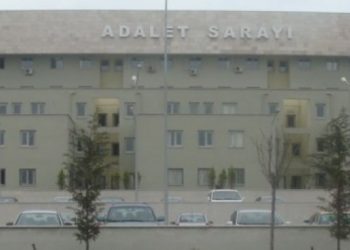 Askerlere cinsel saldırı davasında Albay’ın tutukluluğuna devam kararı