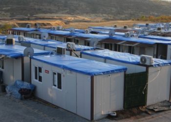 Depremin vurduğu Harmanlı’da kış kaygısı