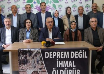 Wan’da depremin üzerinden 12 yıl geçti: Bir toplanma alanı dahi yok