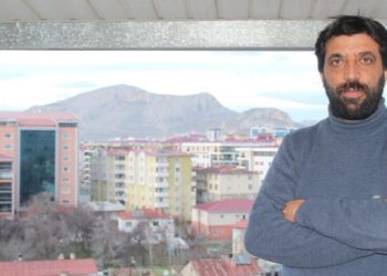 Gözaltı görüntülerini eleştiren gazeteciye soruşturma