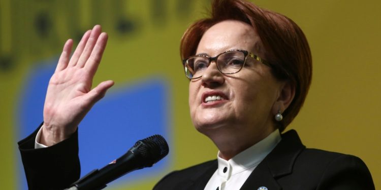 Akşener: “Herkesin halinden memnun olduğu siyaseti reddediyoruz”