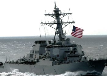 ABD Kızıldeniz'de seyir füzesi ve İHA düşürdü, İran'ı işaret etti: 'Muhtemelen İsrail'i hedef alacaklardı'