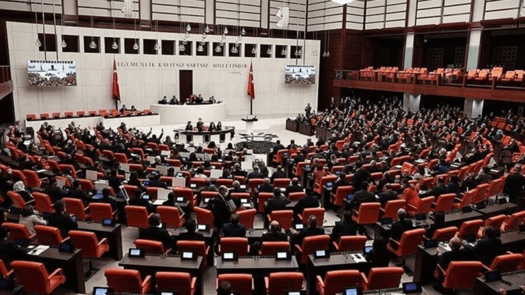 AKP ve MHP'nin oylarıyla 85 milyonun 'ekonomisini' ilgilendiren önerge reddedildi