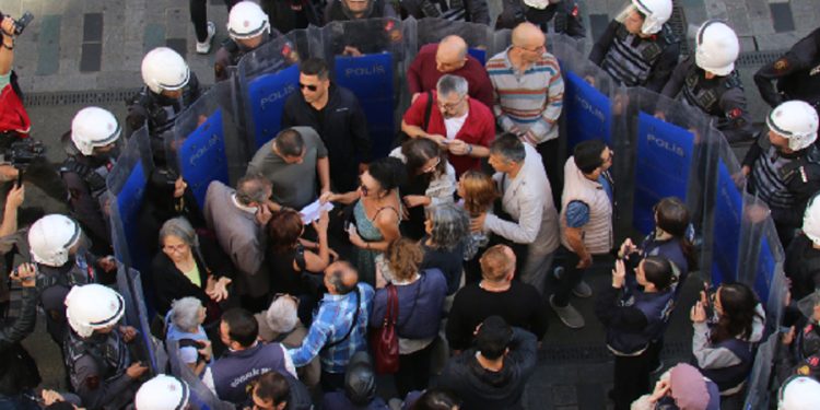 AYM kararına rağmen Cumartesi Anneleri 27’nci kez gözaltına alındı