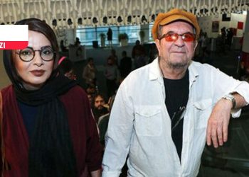 Ağıt yakan insanların hepsi 20 yıl önceki Mehrjui için ağlamakta