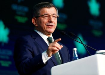 Ahmet Davutoğlu: Erdoğan randevu talebime dönmedi, arkadaşlarım dünden beri ulaşmaya çalışıyor