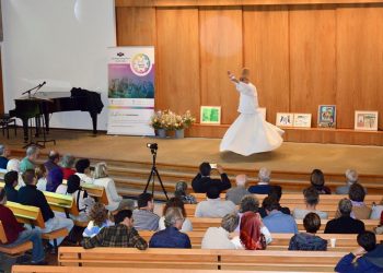 Alkmaar’da farklı inançlar ‘İlahi Aşk’ta buluştu