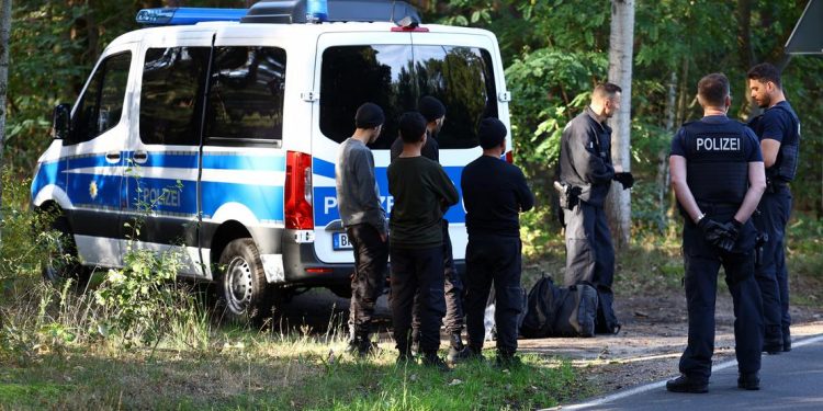 Almanya’da yakalanan insan kaçakçısı Türklerin sayısı arttı