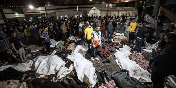 Anglikan Kilisesi İsrail'in hastane iddiasını yalanladı: 3 kez boşaltın uyarısı yaptılar