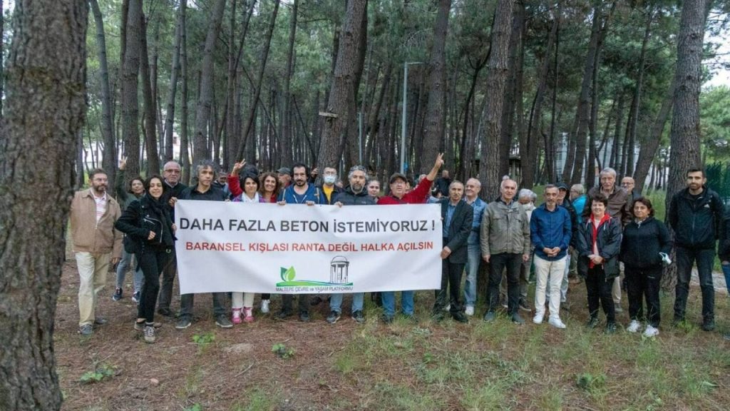 Askeri alanın yapılaşmaya açılmasına karşı eylem