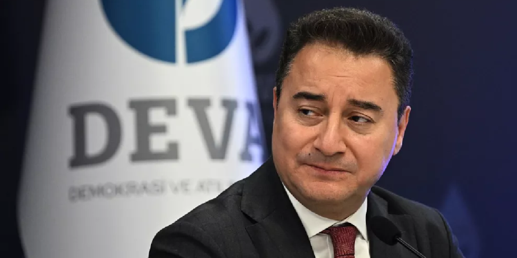 Babacan'dan Kılıçdaroğlu'yla görüşen DEVA Partili başkanlara ilişkin ilk açıklama: 'Üzüldük ve şaşırdık'