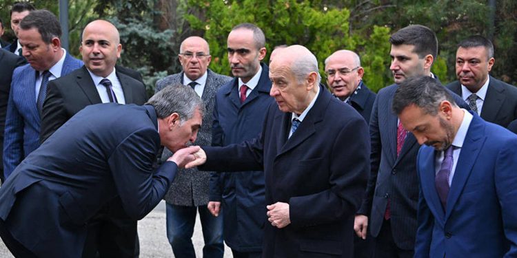 Bahçeli’nin danışmanı ihale zengini