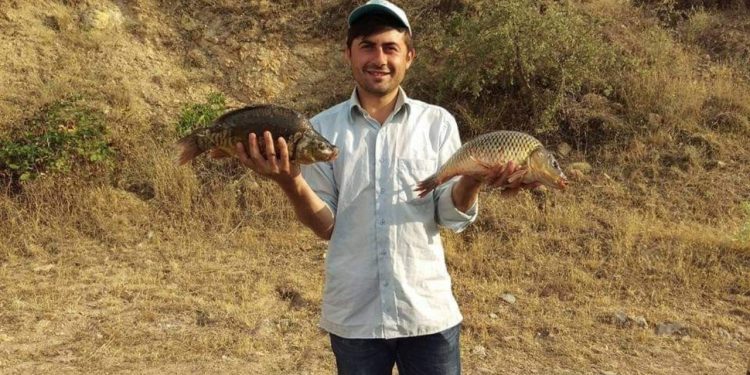 Balık tutmaya gittiği gölette can verdi