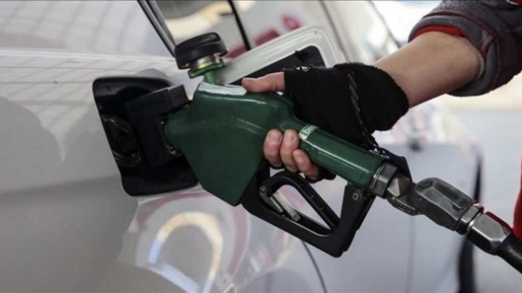 Benzine zam geliyor!