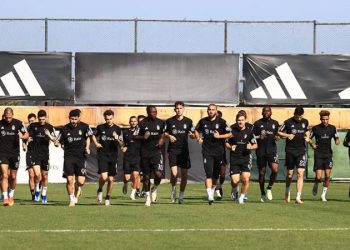Beşiktaş'ta savunma krizi; stoper ve sol bek kalmadı!
