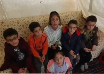 Beşizlerin ablası konuştu: Çadırda yaşıyoruz, lütfen anne ve babamızı cezaevinden tahliye edin