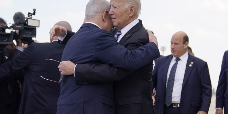 Biden Tel Aviv'de: Hastane patlamasının sebebi İsrail değil gibi görünüyor