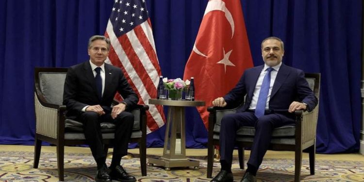 Blinken- Fidan görüşmesi: 'Eylemlerimizi koordine etmeyi ve çatışmayı azaltmayı görüştük'