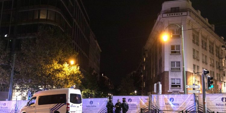 Brüksel'de silahlı saldırıda iki ölü bir yaralı, şüpheliden videolu açıklama