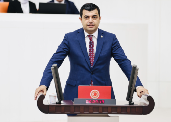 CHP'li Deniz Demir'den iktidara 'genç intiharlar' eleştirisi: AKP'nin vadettiği tek şey kocaman bir karanlık