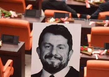 Can Atalay için oturma eylemi çağrısı