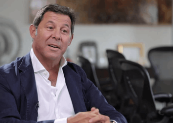 Cem Boyner’den Cumhuriyet’in ikinci yüzyılında ‘beyin göçü’ mesajı: “Gençlerimizi yeni sömürgeciliğe kaptıramayız”