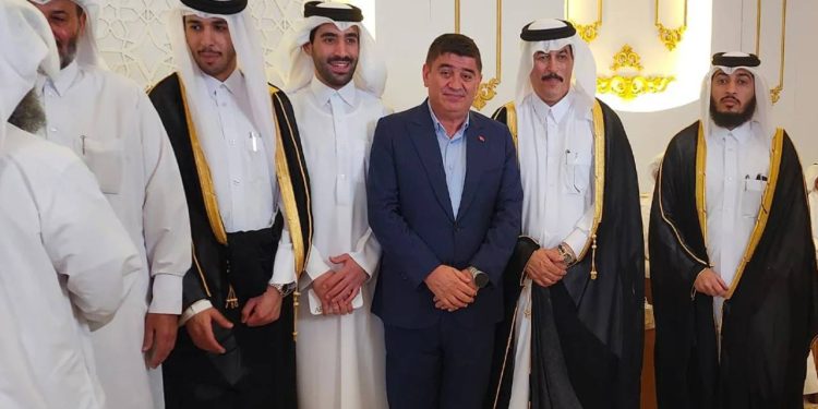 Cumhuriyet kutlamalarını iptal eden Büyükelçi, Katar'da düğüne gitti