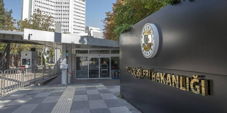 Dışişleri endişeli: 'Sivil can kayıplarını şiddetle kınıyoruz'