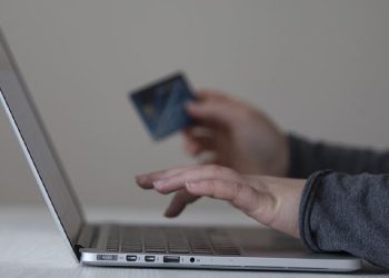 Dolandırıcılıkta yeni yöntemle banka ve kredi kartı bilgileri çalınıyor: Ne yapılmalı?